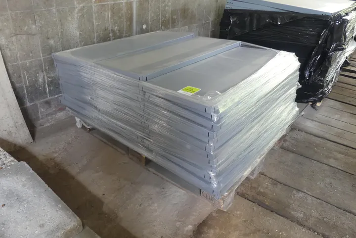 Posten Regalböden verschiedene Maße / u. a. 100 x 40 / 100 x 50
